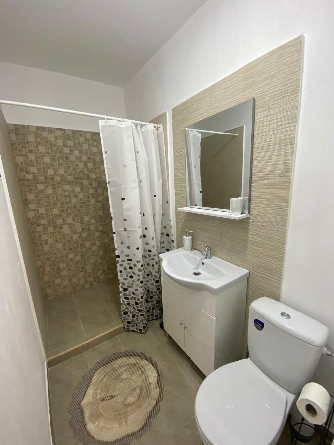 Casa Roxamy Hotel Orsova Bagian luar foto